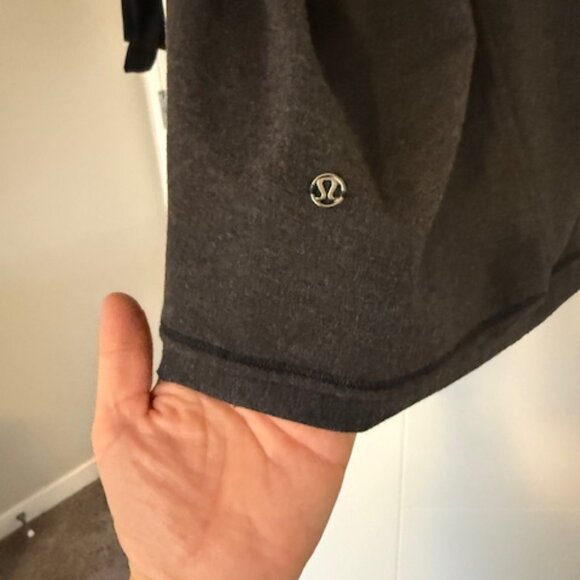 Lululemon Wrap - Picture 7 of 11